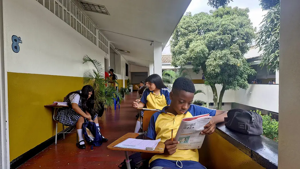 Estudiantes Colegio Mayor Santiago de Cali 2