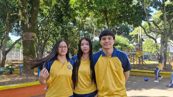 Estudiantes Colegio Andes 3