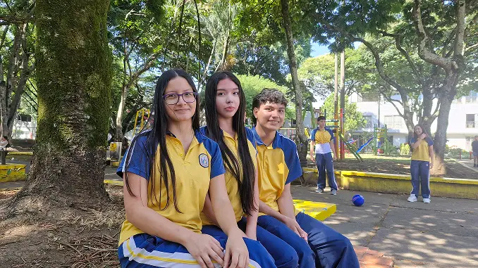 Estudiantes Colegio Andes 6